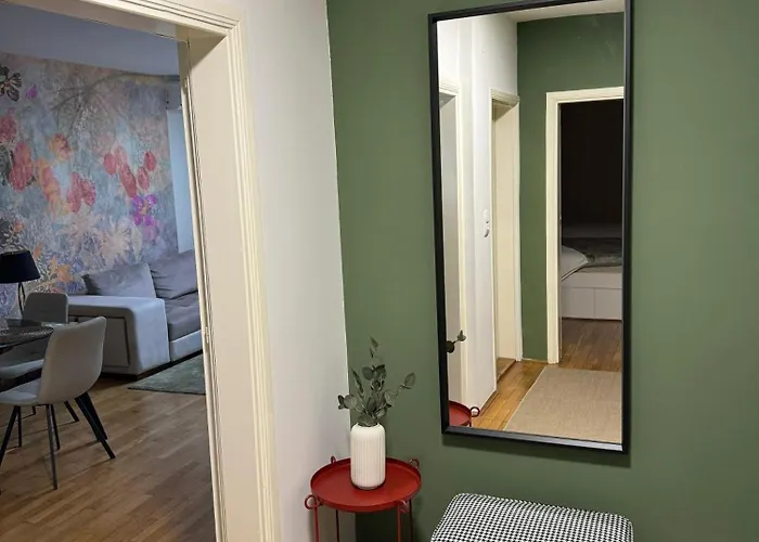 7 Emperors Central Suite
